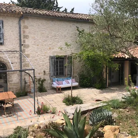 Des Oliviers بيت للعطل Souvignargues